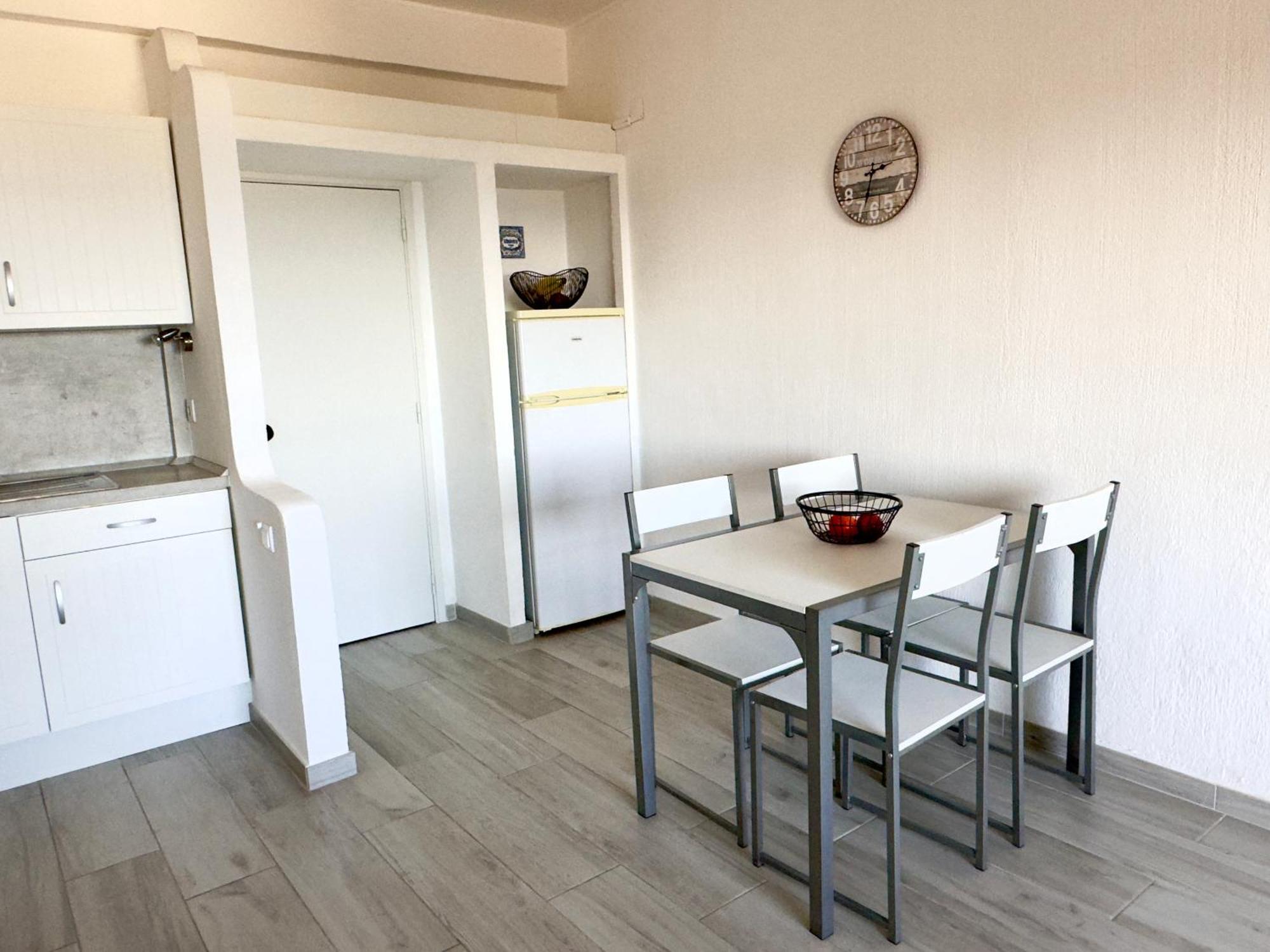 Les 3 Dauphins In Appartement