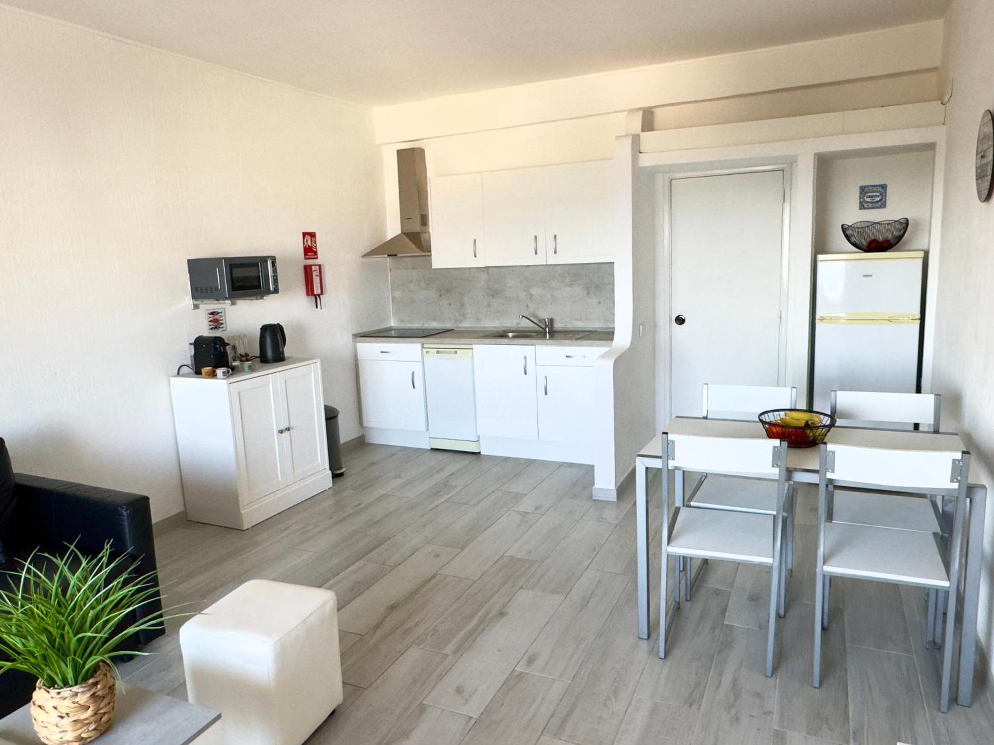 Les 3 Dauphins In Appartement *